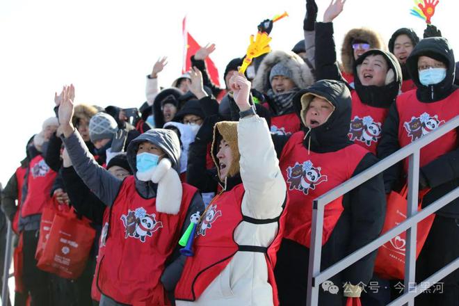 冰雪体育盛宴 民心相通之桥！2025中俄国际冬季体育系列比赛侧记(图4)
