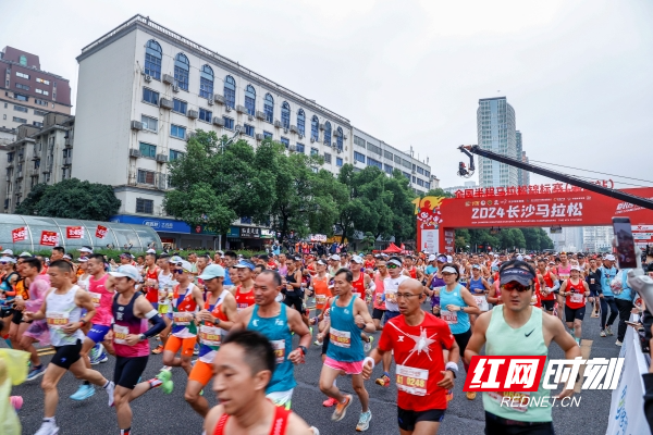 湖南体育经验交流①长沙：构建高端赛事矩阵 “引燃”长沙消费活力(图2)
