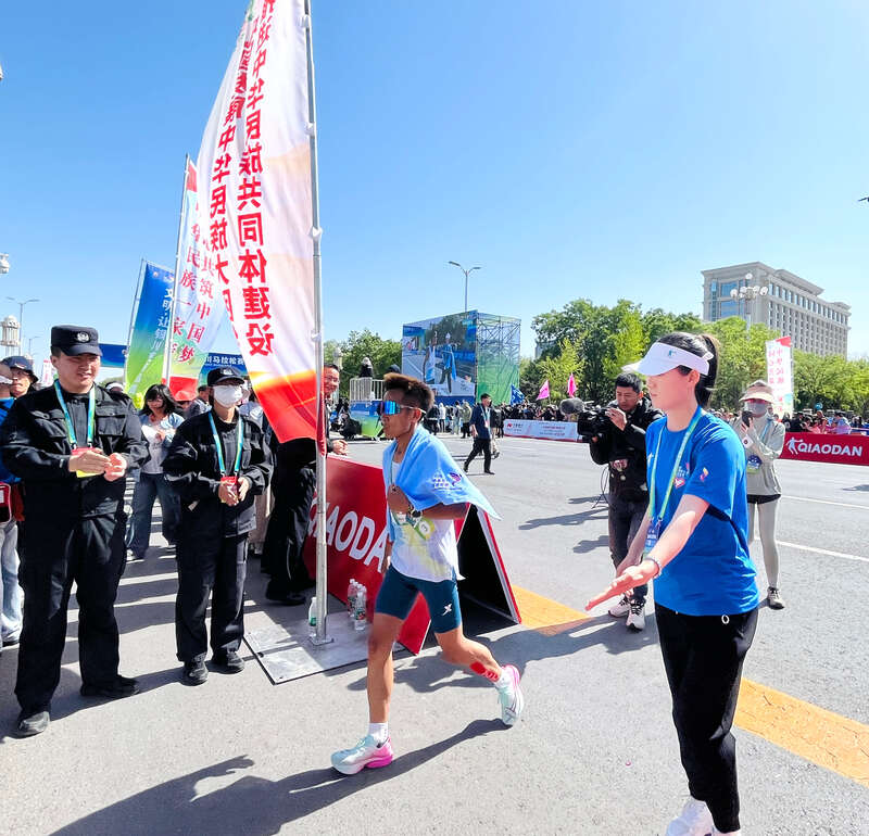 宁夏“银马”今开跑 2862名“小青提”为赛事提供志愿服务(图2)