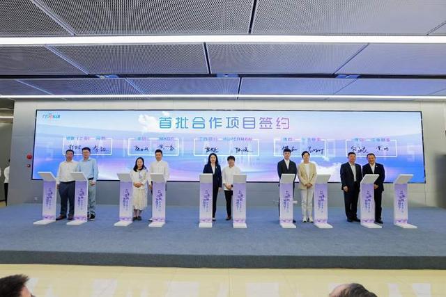 2025年上海体育消费节资源推介会：政企协同创新打造体育消费场景(图2)