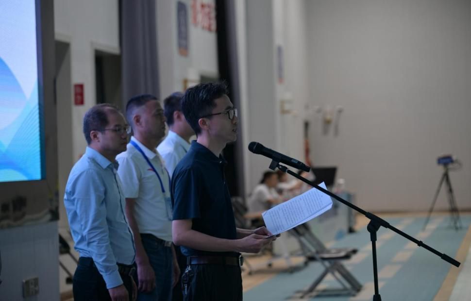 2025年安徽省学生体育联赛大学生游泳比赛在我校开幕(图2)