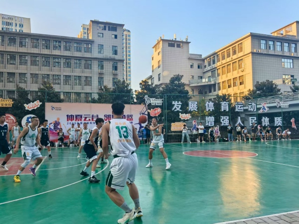 永川：“楼BA”以球会友激发社区活力(图1)
