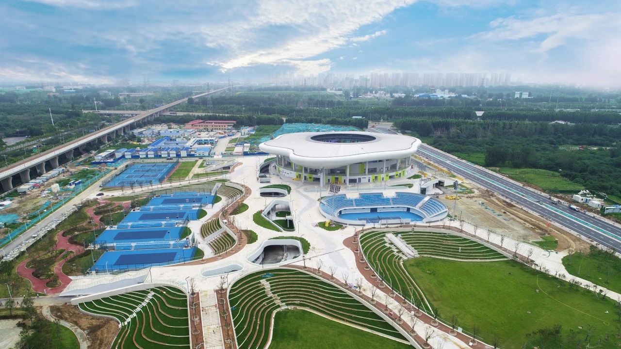 银联与体育场馆预定服务平台“动网”和“新赛点”等合作(图1)