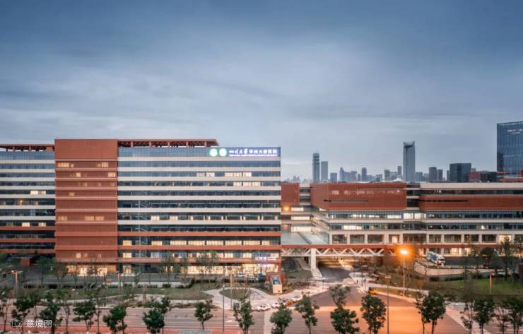 成都【麓湖丽世缦华】售楼处电话_线上售楼处：最新房价及在售户型大小!提供楼盘详情、1月优惠活动详情介绍!(图8)