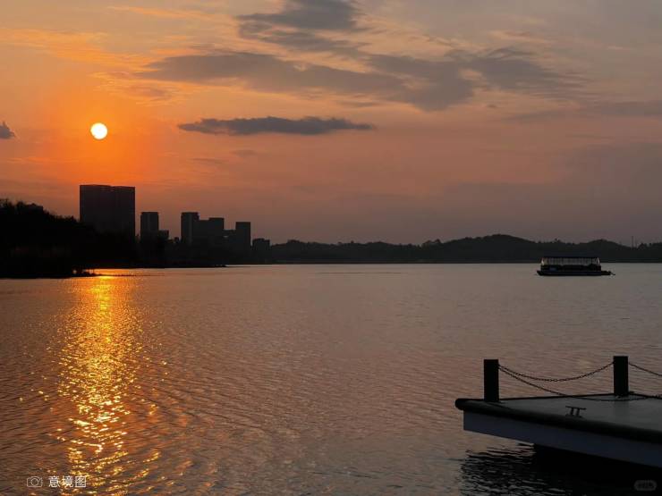 成都【麓湖丽世缦华】售楼处电话_线上售楼处：最新房价及在售户型大小!提供楼盘详情、1月优惠活动详情介绍!(图10)